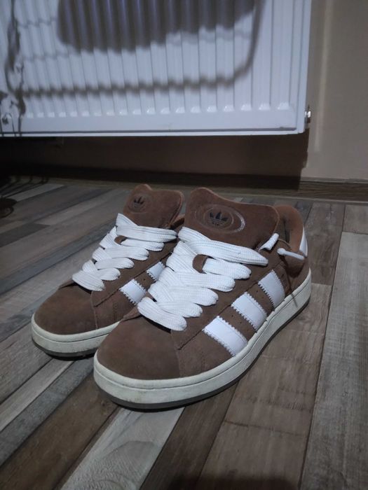 Campus 41. 1/3 barbati