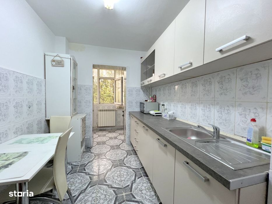 2 camere in Micro 21 mobilat si utilat