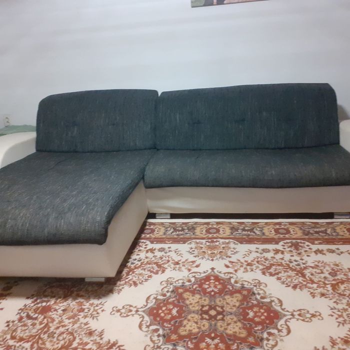 Vând colțar extensibil