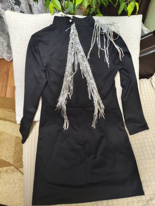 Продам красивые платья