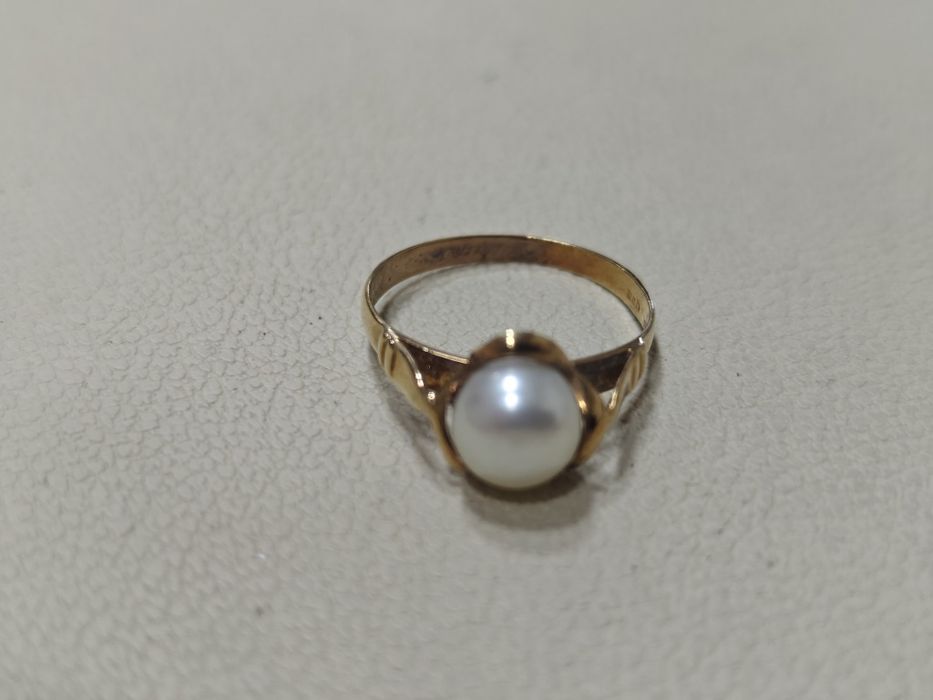 Inel cu perla aur 14k 2.50gr (r)