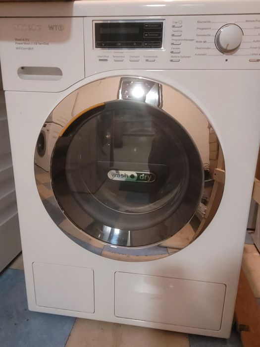 Vând mașină de spălat Miele