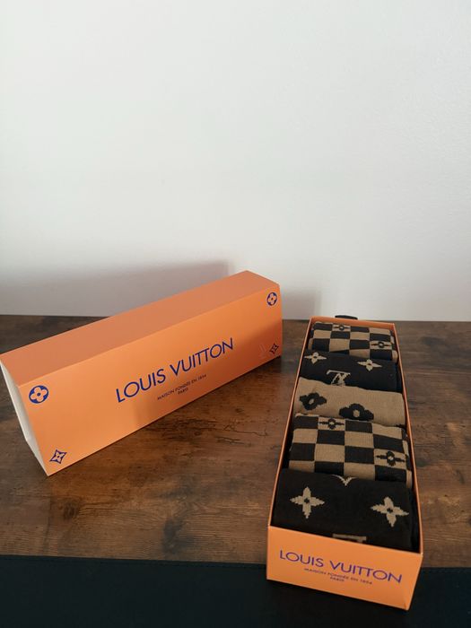 Sosete lungi Louis Vuitton LV noi