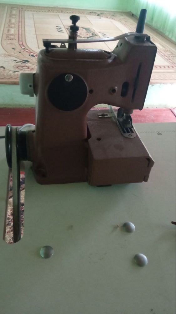 Qop tikish stanok 1 komplekt sotiladi sement,oxak qoplari tikish uchun