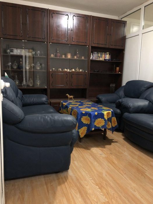 Дава се под наем Тристаен апартамент в Пловдив, Кършияка - 72 кв.м за 375 € - Снимка #2