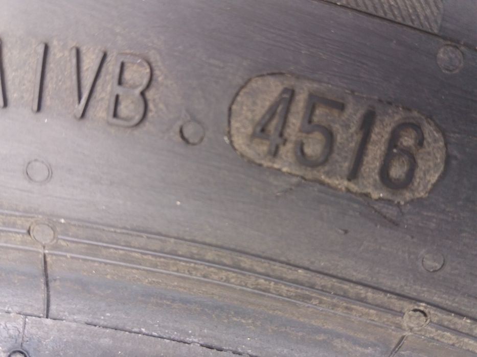 Anvelope 215 60 r16