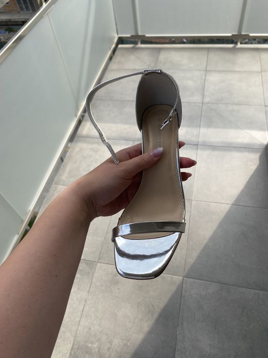 Sandale elegante