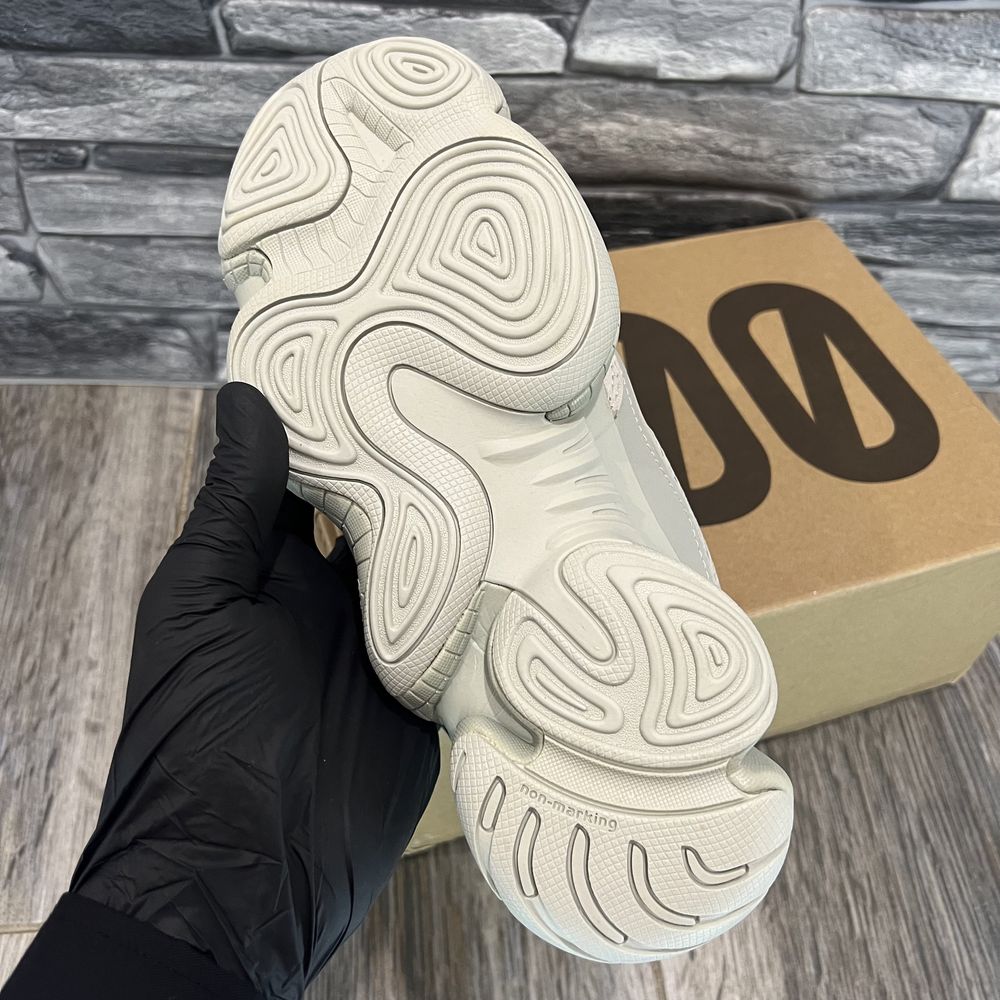 36-45 Yeezy 500 salt