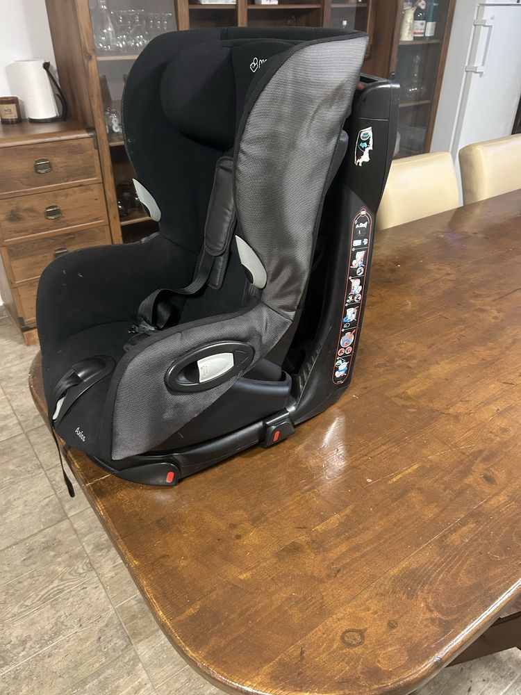 Стол за кола Maxi-Cosi - Axiss, 9-18 kg, Authentic Black