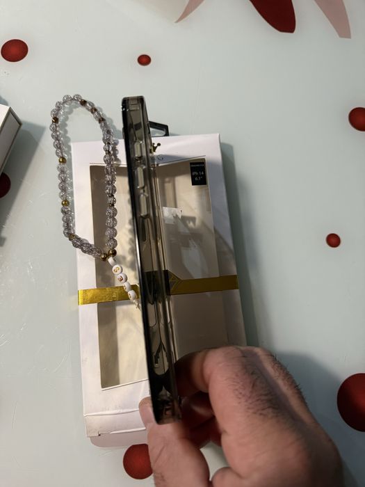 Кейс iPhone 16 Pro Max guess 2броя