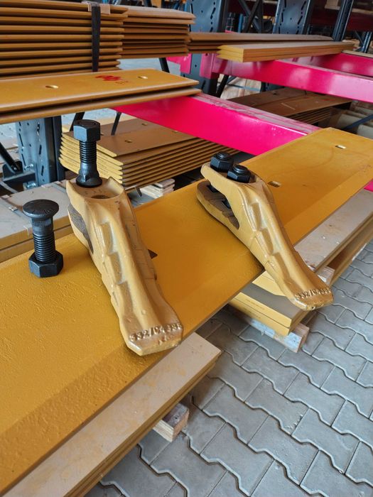 Dinți de cupă/Colți Buldoexcavatoare