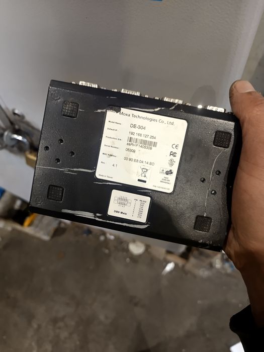 Server Moxa nport de304