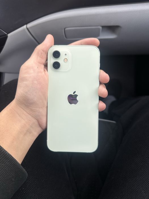 Айфон 12 зеленый