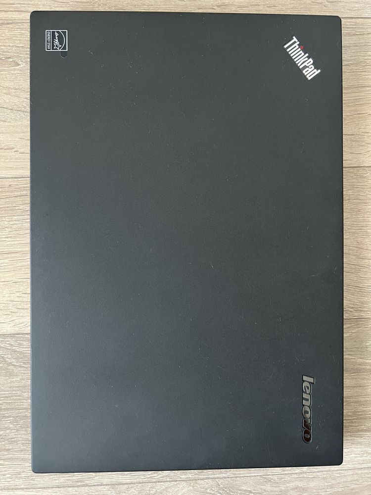 Лаптоп Lenovo ThinkPad T450 с Windows 10 Pro