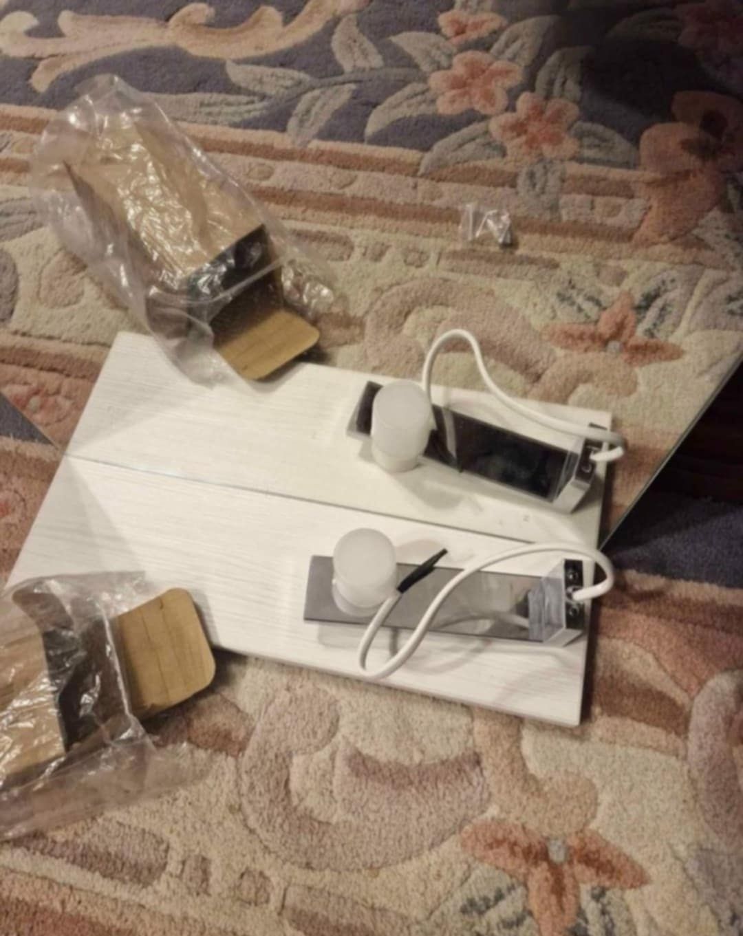 Oglinda cu led noua noua
