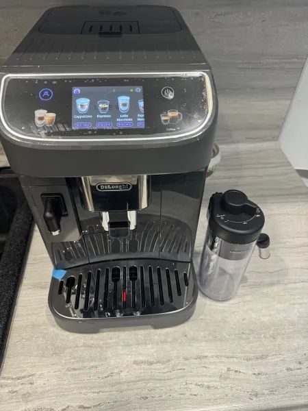 Кофемашина Delonghi ECAM 320.61.G! Твоя чашка вдохновения
!