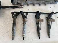 Injector Mercedes c class w205 e class w213 glk x204 glc x253 c253 gla x156 a6510702987 0445117035