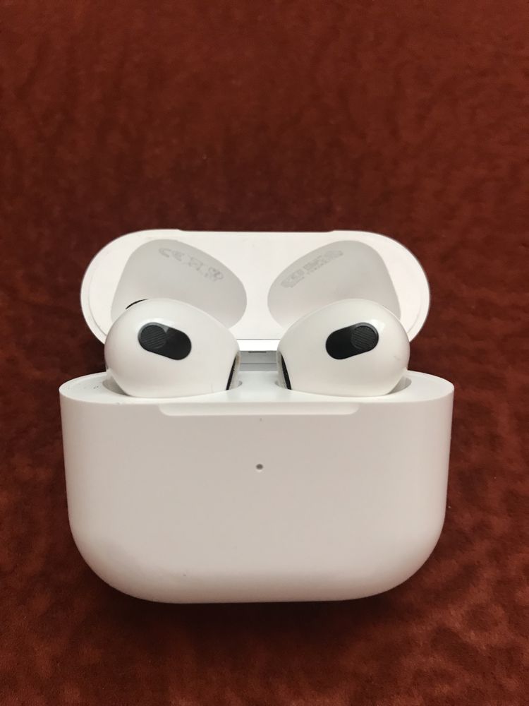 Оригинальные airpods