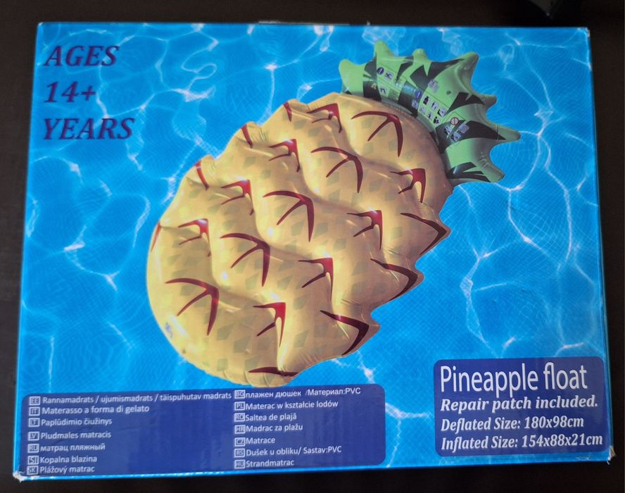 Vând saltea de plajă-ananas, nouă, 154x88x21 cm