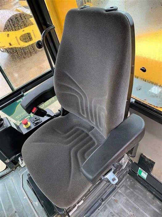 Vand cilindru compactor AMMANN ASC130D