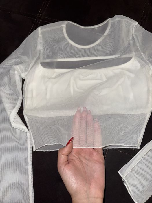 Прозрачна блуза с мрежест гръб и ръкави – елегантна и секси