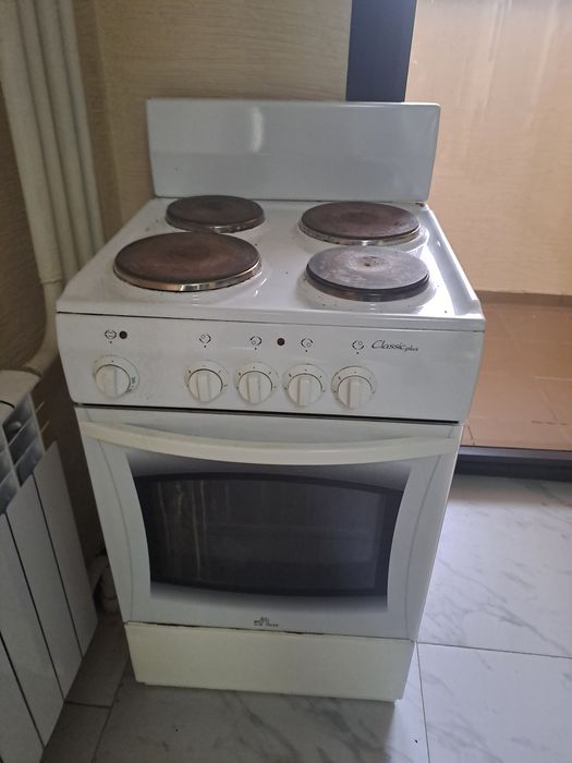 Электроплита в рабочем состоянии