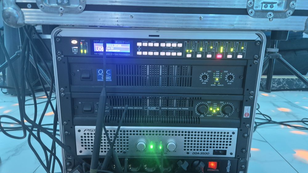 Amplificatoare, procesor, mixer, boxe