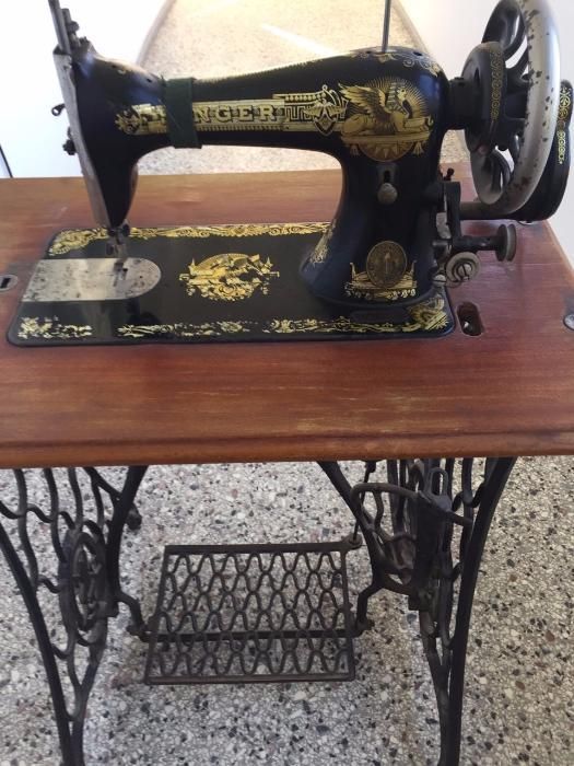 Швейная машинa Singer 1911 года продам