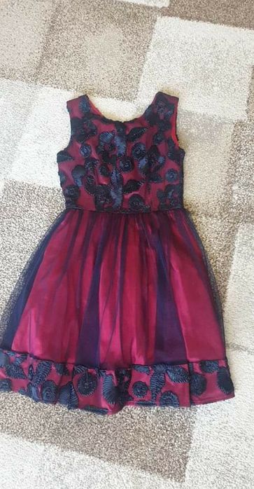 Vand rochie de seara