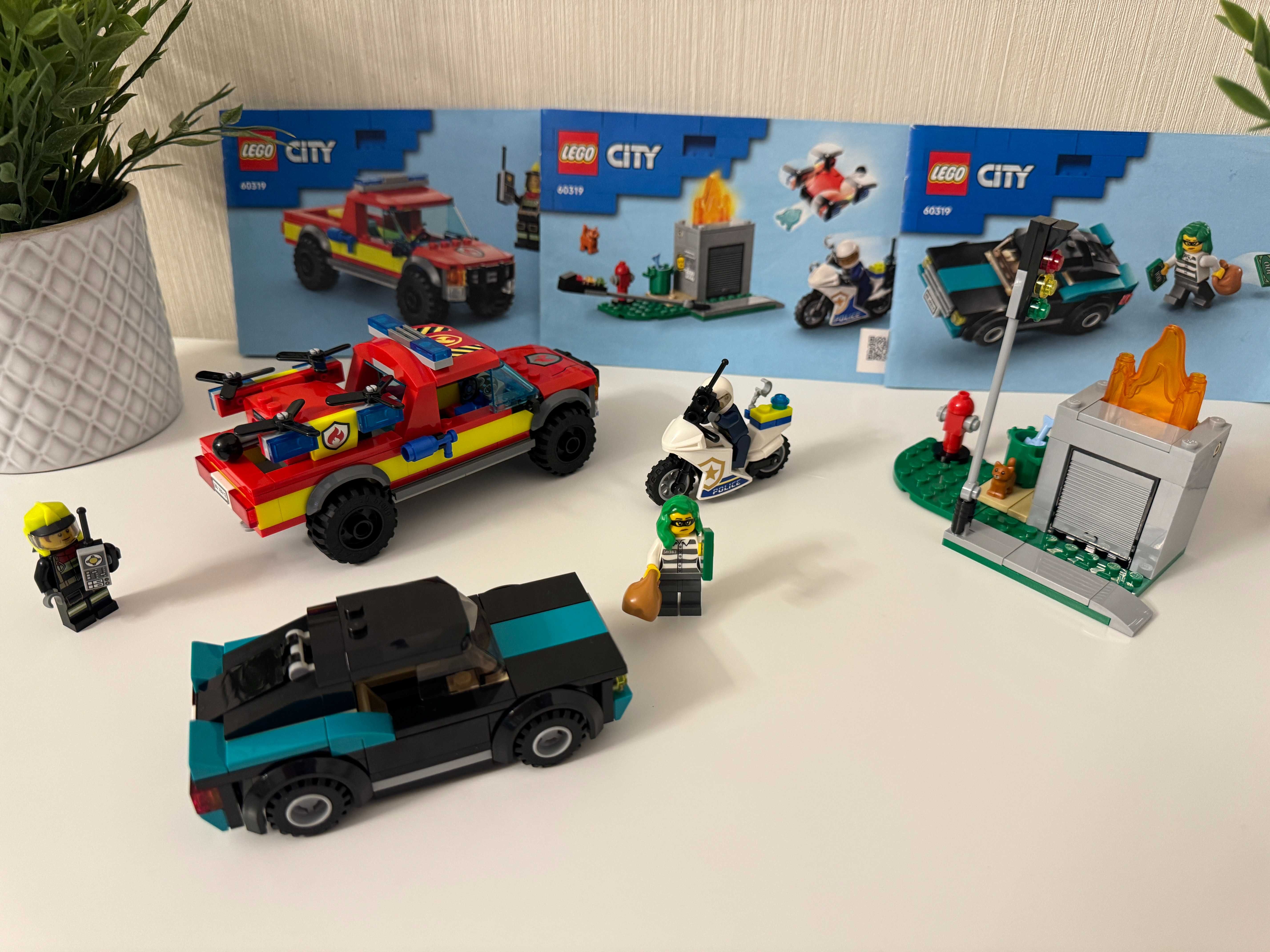 LEGO City - Stingere de incendiu si urmarire politista 60319