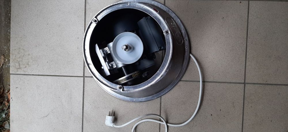 Vand malaxor nou 35 kg la 220v