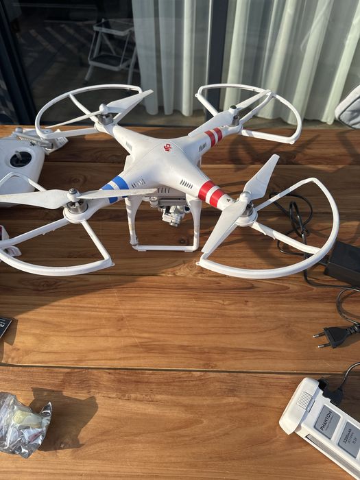 2 rc masina electric cu 2 dronr