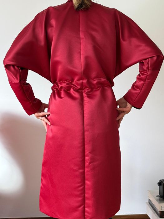 Trench rosu nou fara eticheta bumbac & vascoza