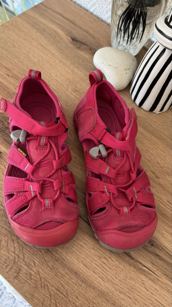 Детски Keen номер 34