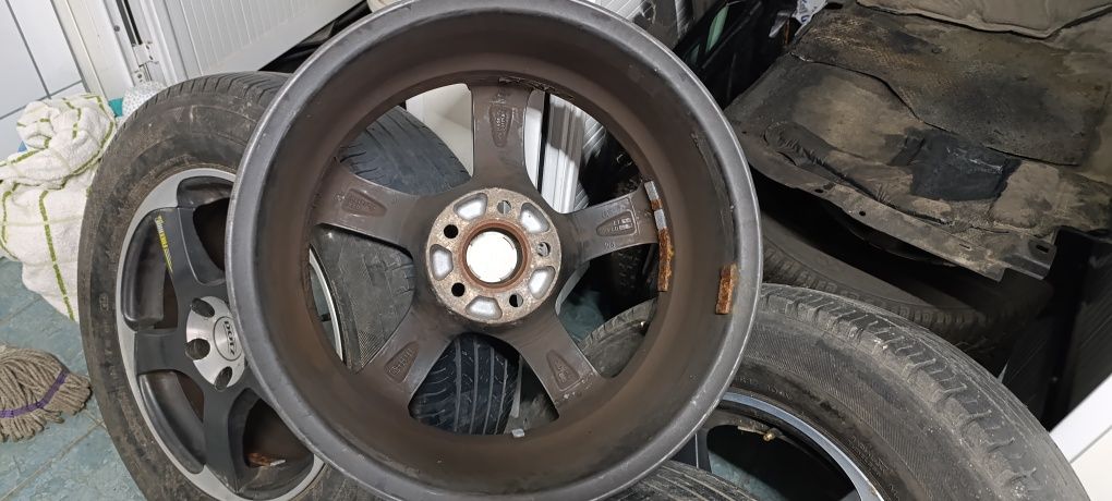 Vând jante aliaj dotz 5x108 pe r17