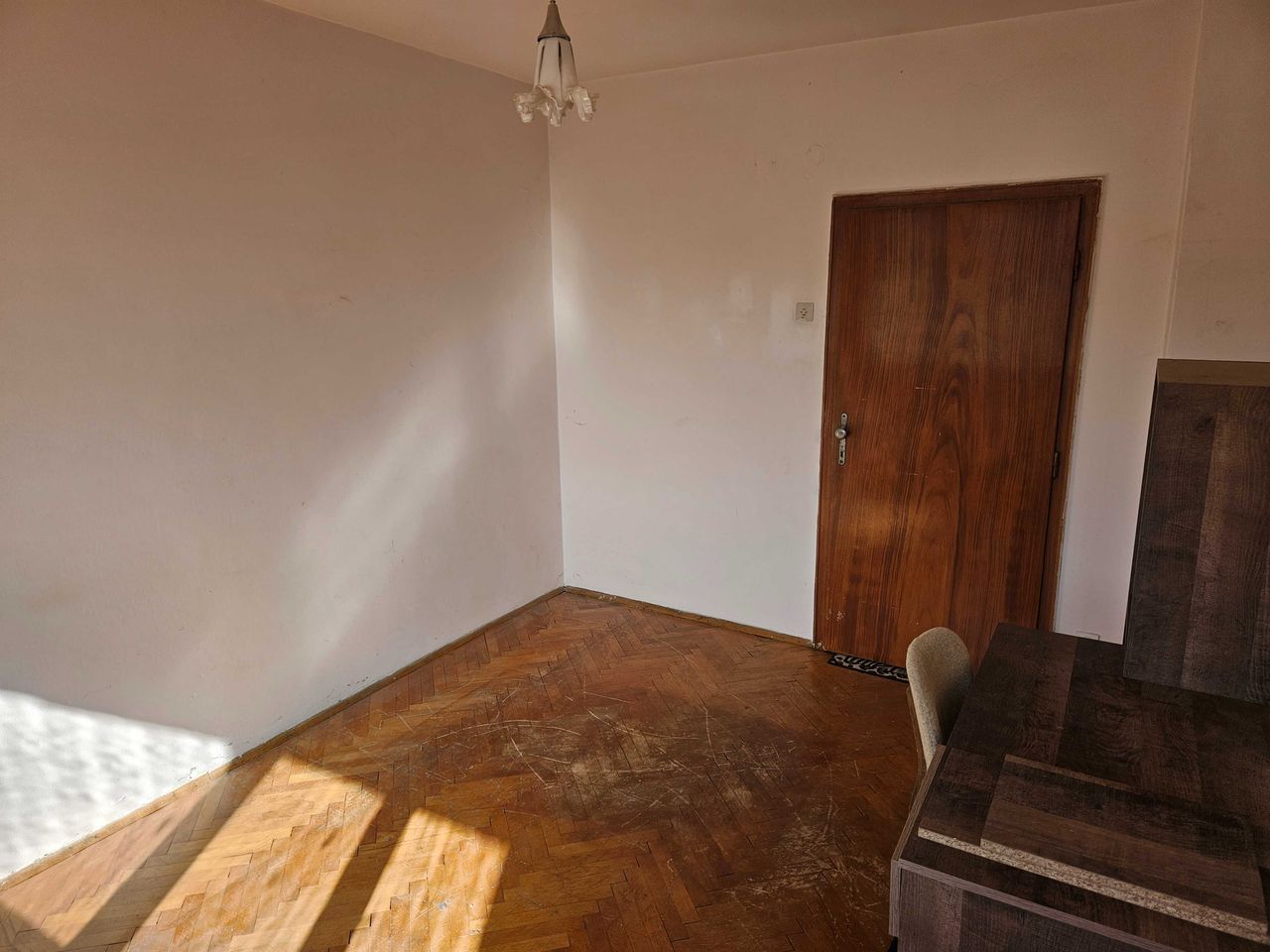 Продава се Тристаен апартамент в Габрово, Център - 85 кв.м за 600 €/кв.м - Снимка #2