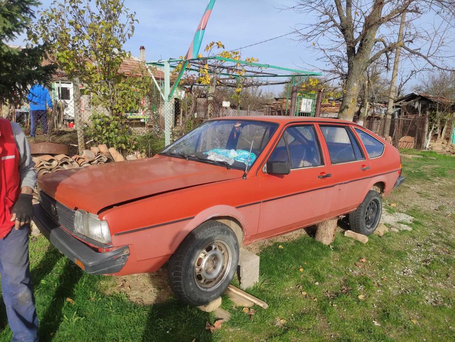 Фолксваген Пасат 1