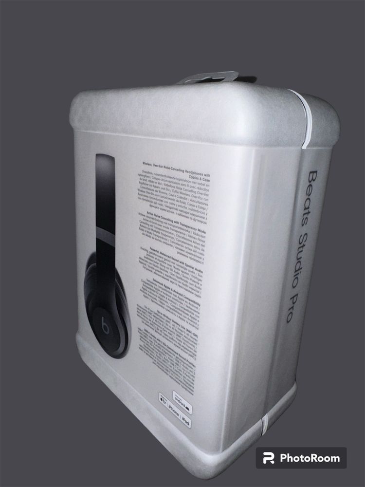 Beats Studio Pro