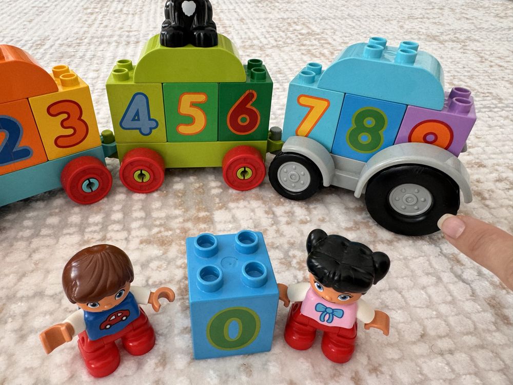 Lego “Поезд с номерами”