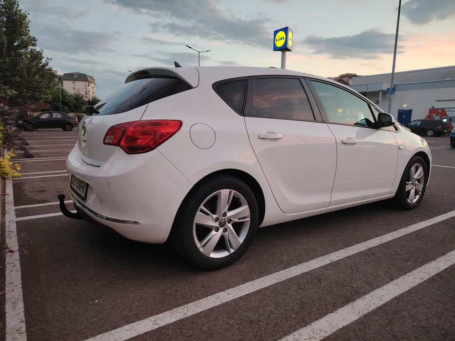 Opel Astra J Facelift 1.7CDTI