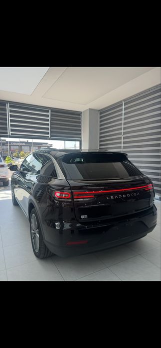leapmotor c11 hybrid 300 km 2026 model