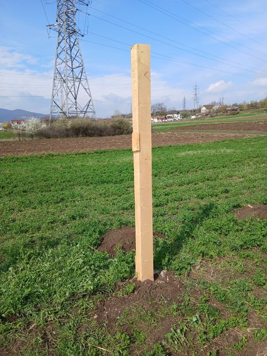 Tabla zincata,  OSB,  stâlpi de susținere, rigle