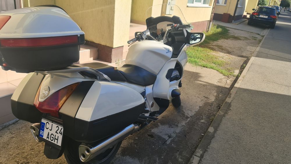 Honda ST1300A Pan European