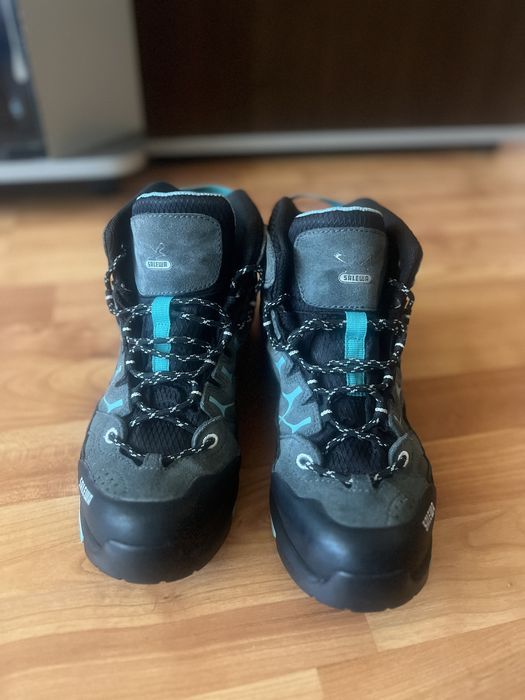 Ghete drumetie Salewa