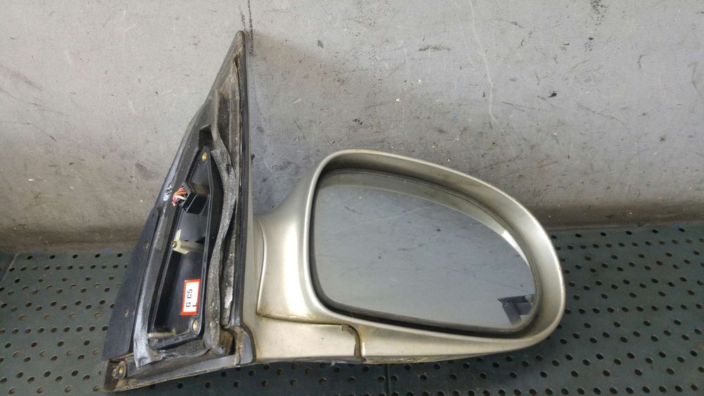 Oglinda electrica dreapta kia carnival 2 gq e4012170