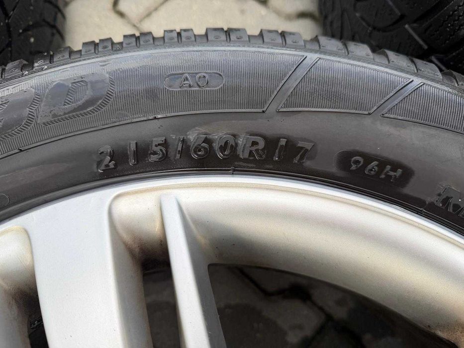 Set jante Audi originale + anvelope DUNLOP 215/60 R17 de iarna