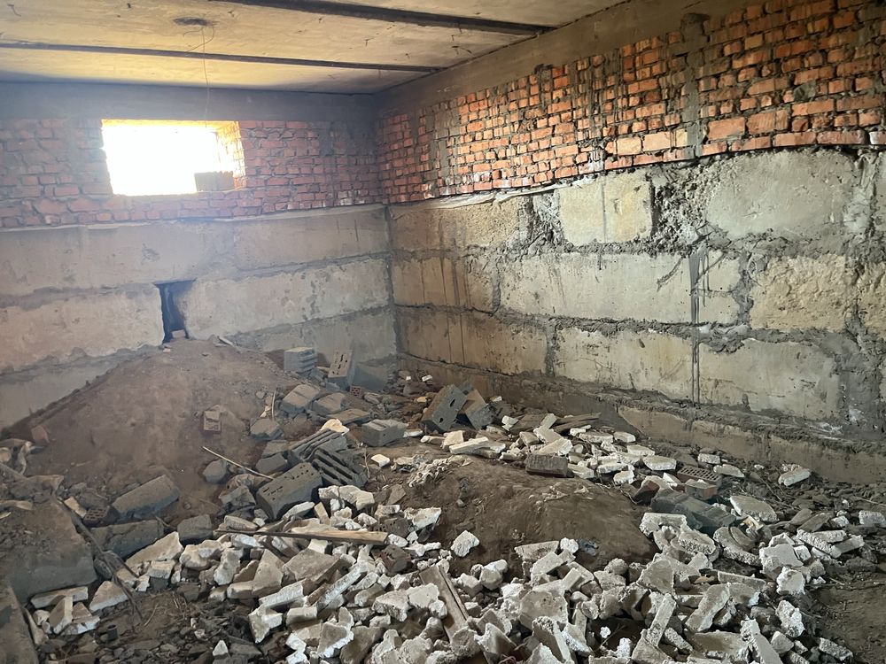 продам большой дом