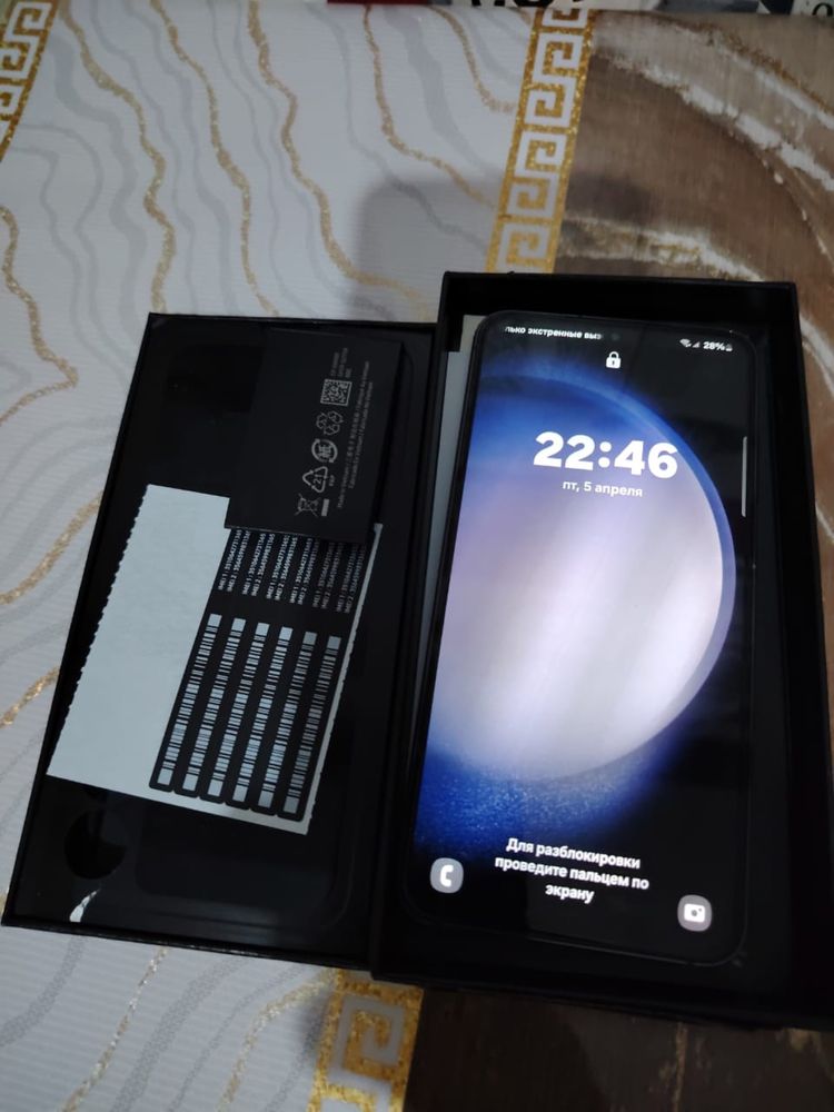 Продам смартфон Galaxy S23