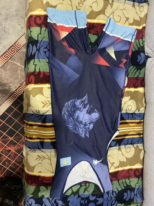 Продам нательник