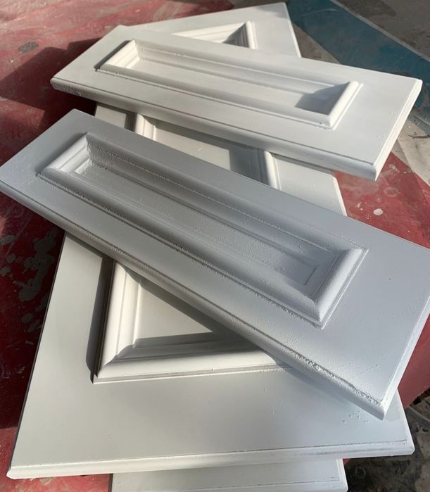 Услуга покраски мебели и дверей